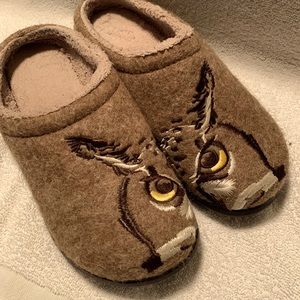 L.L.Bean slippers, size 8, brown wool, owl face